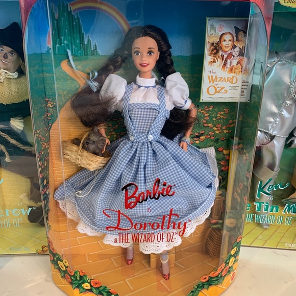 Barbie Hollywood Collection of Wizard of Oz Dolls. - Picture 4 of 7